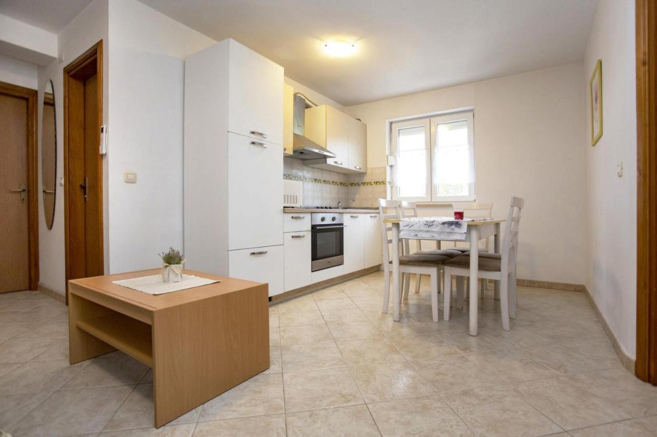 Apartments Ulika Rovinj Exterior foto
