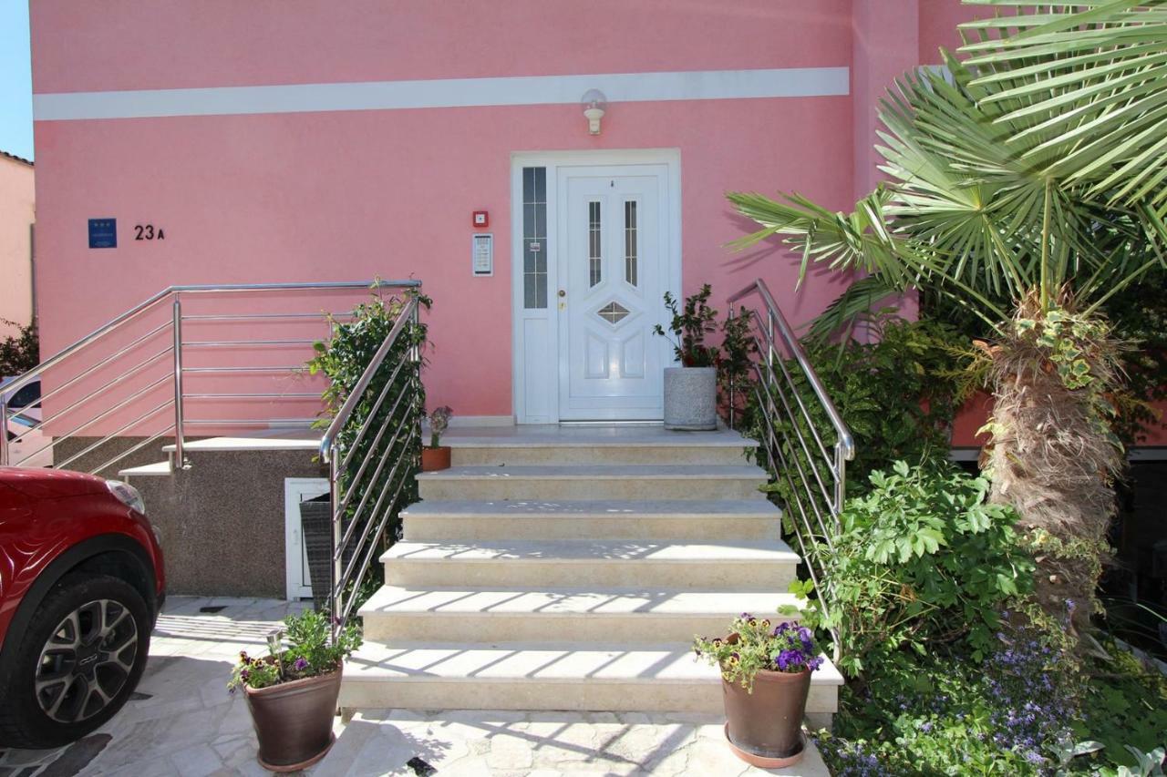Apartments Ulika Rovinj Exterior foto